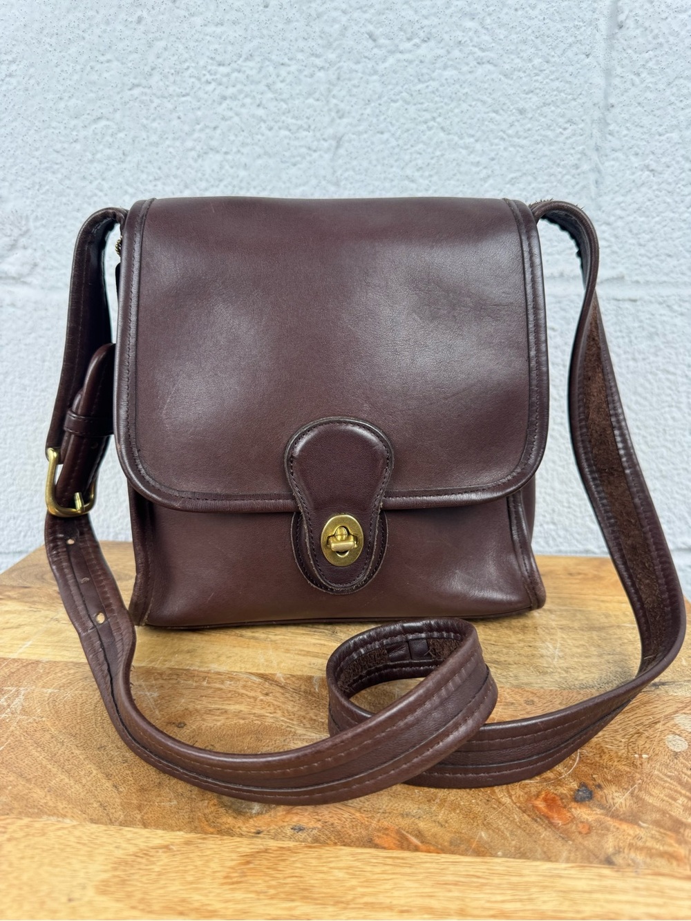 Vintage Coach Shelburne Flap Crossbody Bag 9038 Mahogany Brown USA Leather